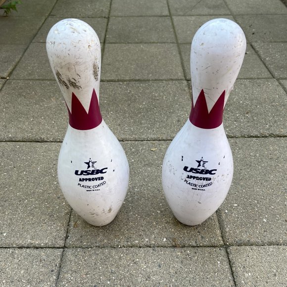 Set Of 2 Vintage Real Used Bowling Pins Decor Bookends Projects
